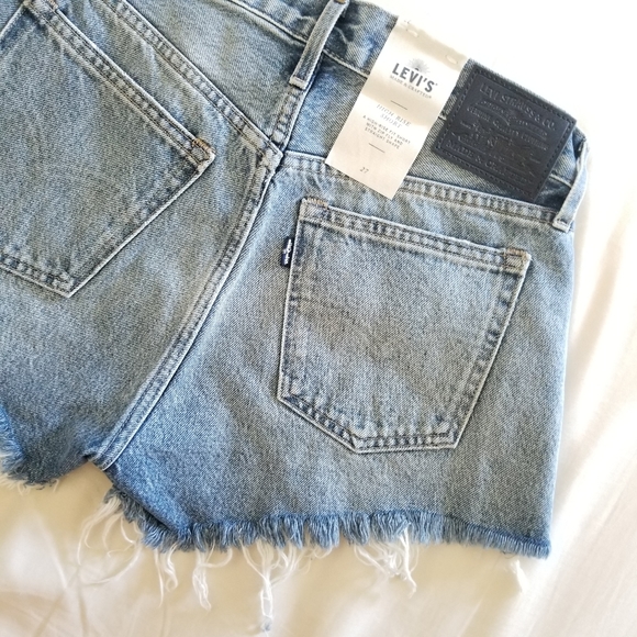 🍒NWT🍒 LEVI'S MADE & CAFTES HIGH RISE SHORTS - Picture 10 of 11